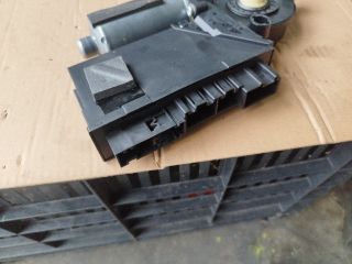 bontott VW PHAETON Jobb hátsó Ablakemelő Motor