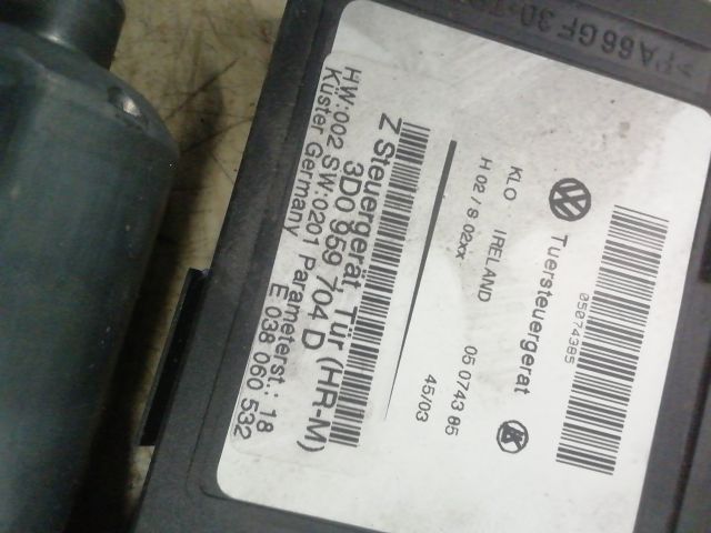 bontott VW PHAETON Jobb hátsó Ablakemelő Motor