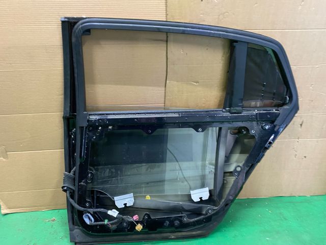 bontott VW PHAETON Jobb hátsó Ajtó (Üres lemez)