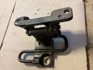 bontott VW PHAETON Jobb hátsó Alsó Zsanér