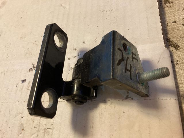 bontott VW PHAETON Jobb hátsó Felső Zsanér