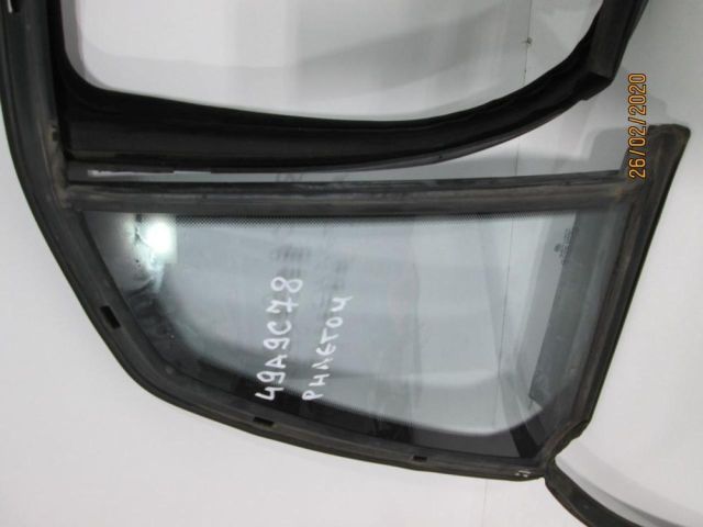 bontott VW PHAETON Jobb hátsó Fixüveg (Ajtóban)