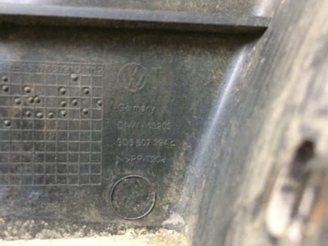 bontott VW PHAETON Jobb hátsó Lökhárító Tartó (Műanyag)