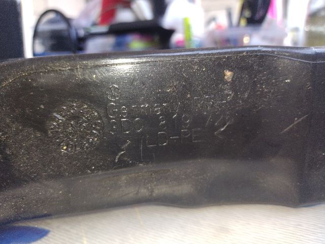 bontott VW PHAETON Jobb Kardánbox Levegő Csatorna