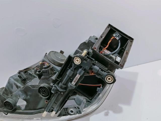 bontott VW PHAETON Jobb Xenon Fényszóró