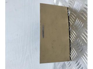 bontott VW PHAETON Kesztyűtartó