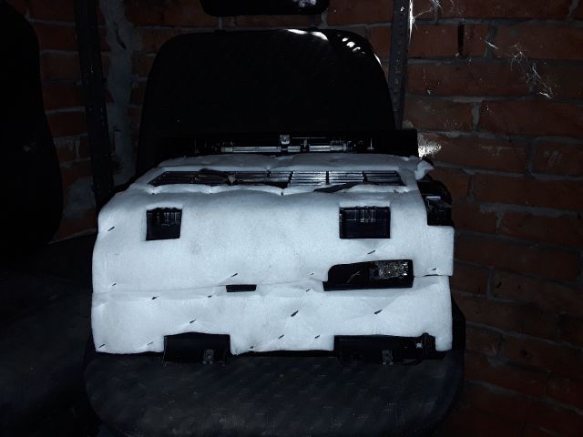 bontott VW PHAETON Kesztyűtartó