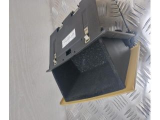 bontott VW PHAETON Kesztyűtartó