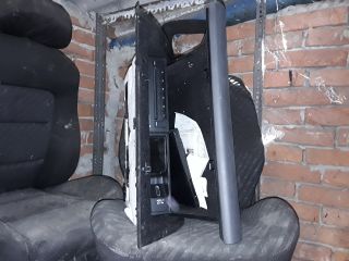 bontott VW PHAETON Kesztyűtartó