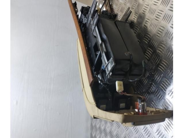 bontott VW PHAETON Könyöklő