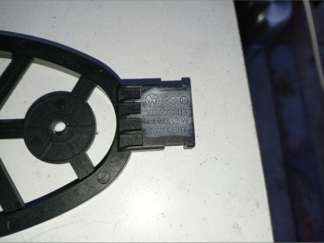 bontott VW PHAETON Kulcs Nélküli Nyitás Jeladó