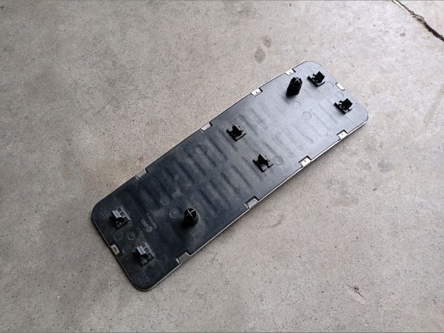 bontott VW PHAETON Küszöb Burkolat