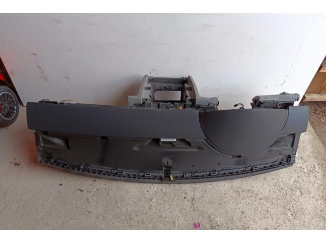 bontott VW PHAETON Műszerfal Héj