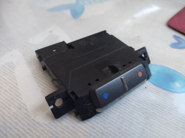 bontott VW PHAETON Műszerfal Szellőző Kapcsoló