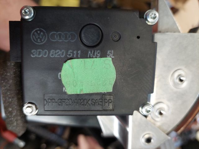 bontott VW PHAETON Műszerfal Szellőző Kapcsoló