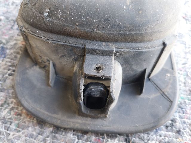 bontott VW PHAETON Tankajtó