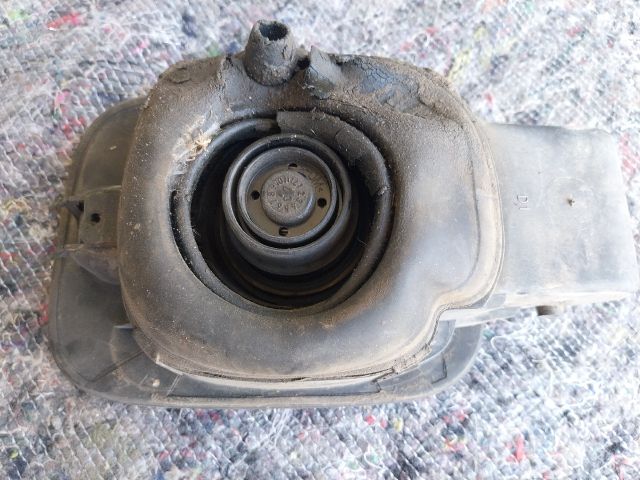 bontott VW PHAETON Tankajtó