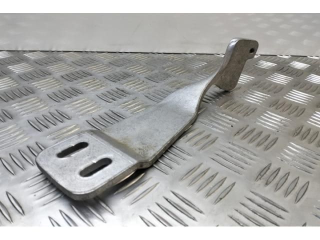 bontott VW PHAETON Tartó Bak