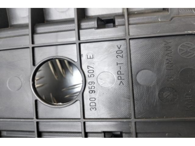 bontott VW PHAETON Tartó Bak