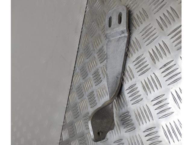 bontott VW PHAETON Tartó Bak