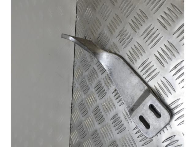 bontott VW PHAETON Tartó Bak