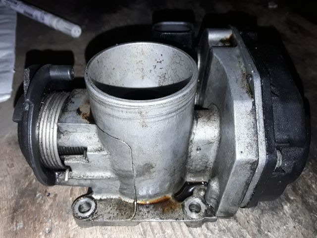 bontott VW POLO CLASSIC Fojtószelep (Mechanikus)