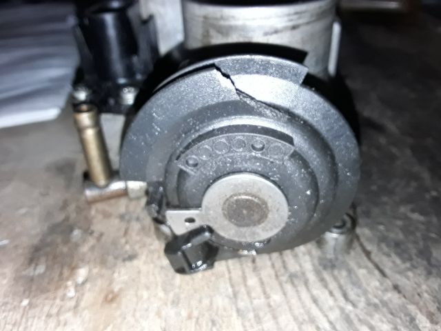 bontott VW POLO CLASSIC Fojtószelep (Mechanikus)