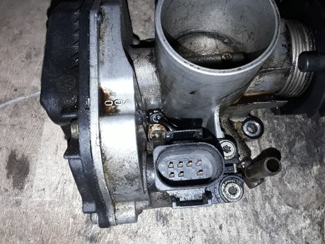 bontott VW POLO CLASSIC Fojtószelep (Mechanikus)