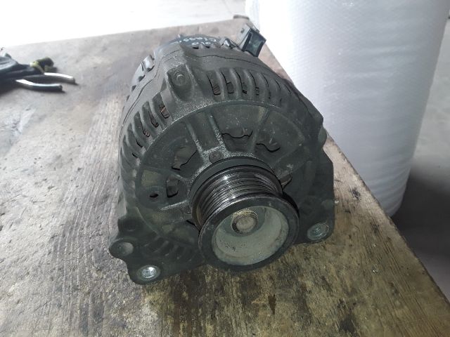 bontott VW POLO CLASSIC Generátor