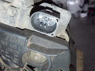 bontott VW POLO CLASSIC Generátor