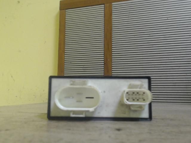 bontott VW POLO CLASSIC Hűtőventilátor Relé