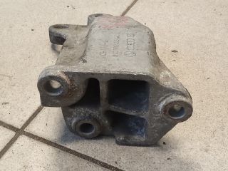 bontott VW POLO CLASSIC Motor Tartó Bak (Pozíciófüggetlen)