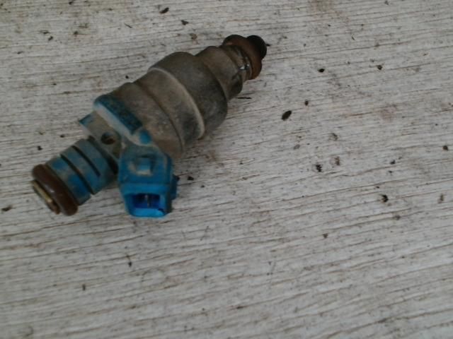 bontott VW POLO CLASSIC Porlasztó (1 db)