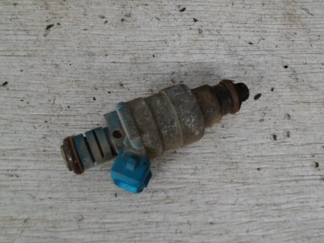 bontott VW POLO CLASSIC Porlasztó (1 db)