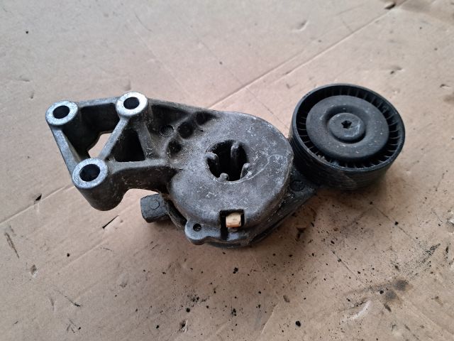 bontott VW POLO CLASSIC Szíjfeszítő Görgő