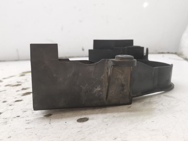 bontott VW POLO CLASSIC Alsó Vezérlés Burkolat