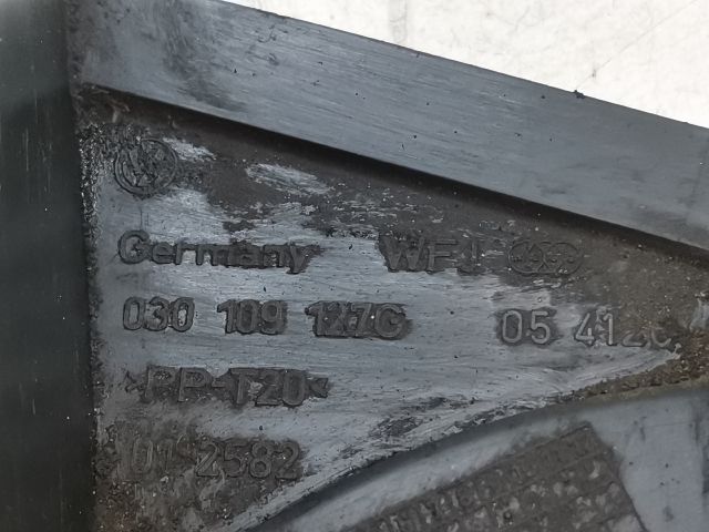 bontott VW POLO CLASSIC Alsó Vezérlés Burkolat