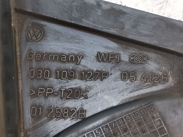 bontott VW POLO CLASSIC Alsó Vezérlés Burkolat