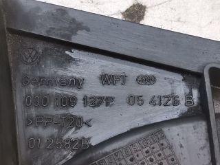 bontott VW POLO CLASSIC Alsó Vezérlés Burkolat