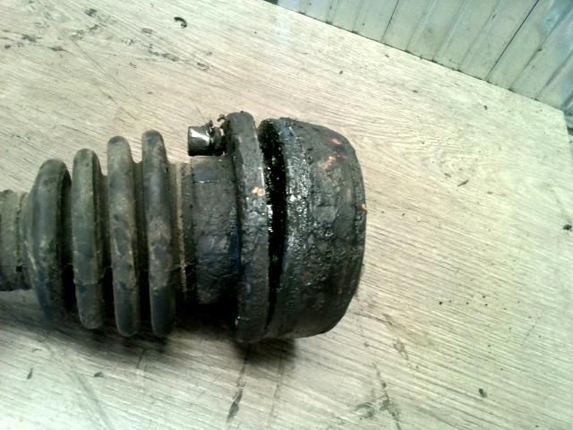 bontott VW POLO CLASSIC Bal Féltengely