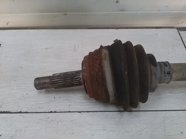 bontott VW POLO CLASSIC Bal Féltengely