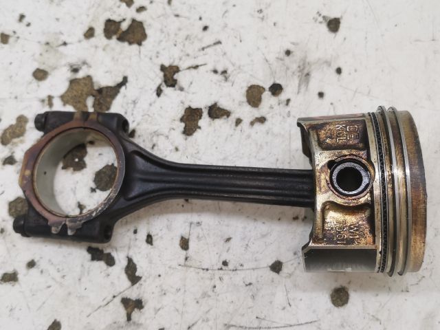 bontott VW POLO CLASSIC Dugattyú és Hajtókar