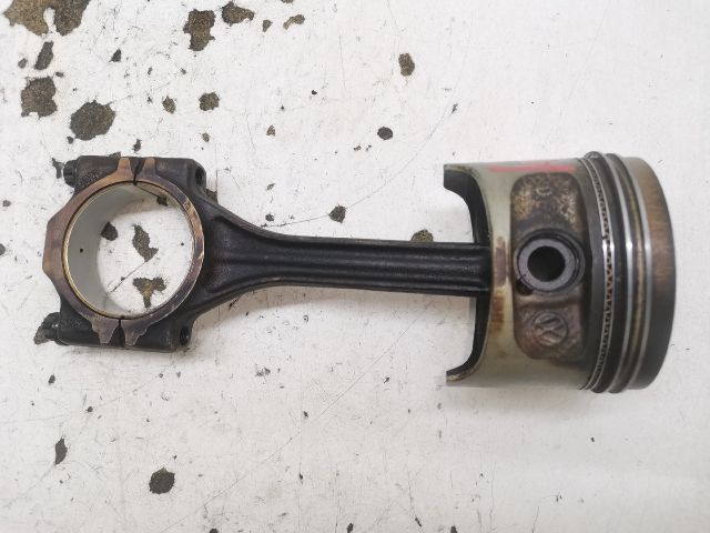 bontott VW POLO CLASSIC Dugattyú és Hajtókar