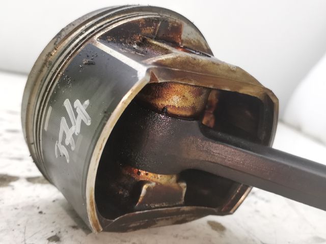 bontott VW POLO CLASSIC Dugattyú és Hajtókar