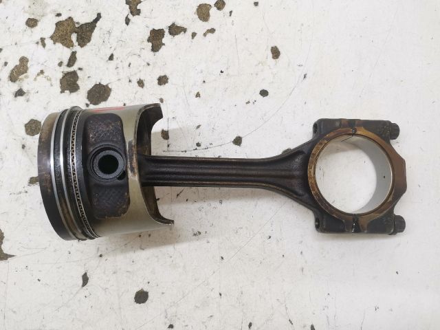 bontott VW POLO CLASSIC Dugattyú és Hajtókar