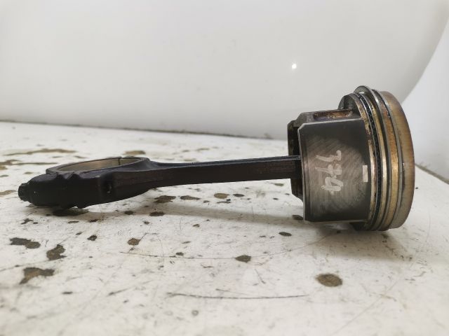 bontott VW POLO CLASSIC Dugattyú és Hajtókar