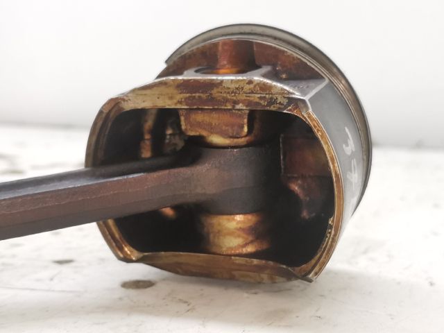 bontott VW POLO CLASSIC Dugattyú és Hajtókar