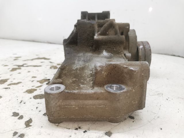 bontott VW POLO CLASSIC Generátor Tartó Bak