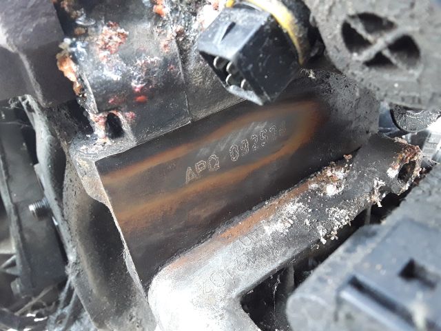 bontott VW POLO CLASSIC Generátor Tartó Bak