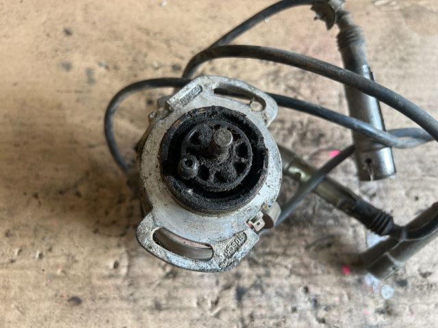 bontott VW POLO CLASSIC Gyújtáselosztó